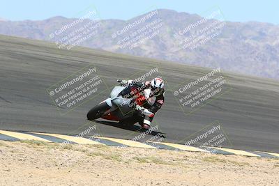 media/May-14-2022-SoCal Trackdays (Sat) [[7b6169074d]]/Bowl (1120am)/